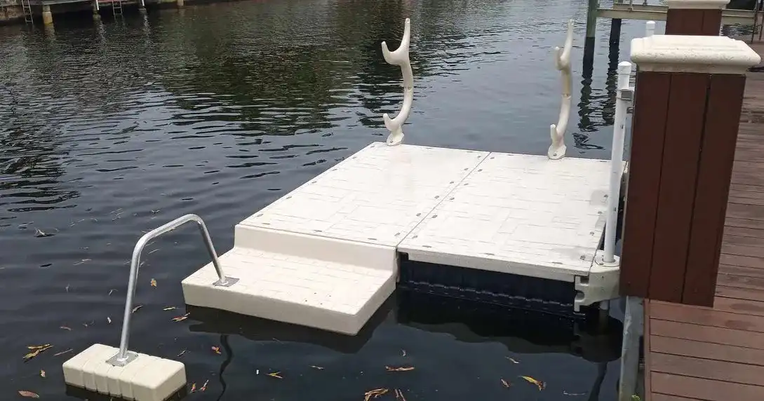 Floating marine products